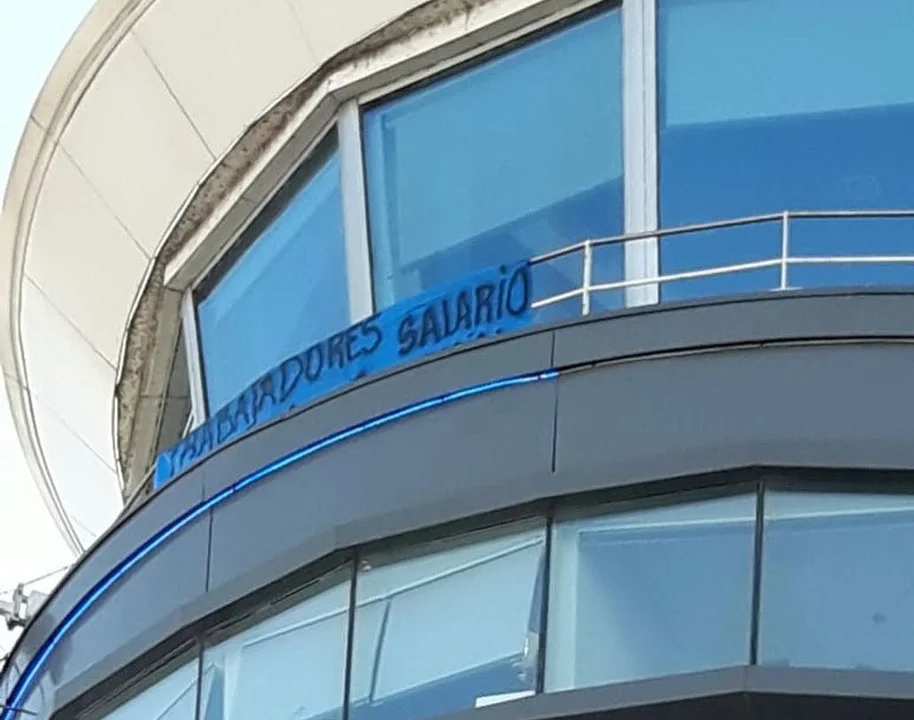 Anuncian un paro de controladores aéreos para noviembre